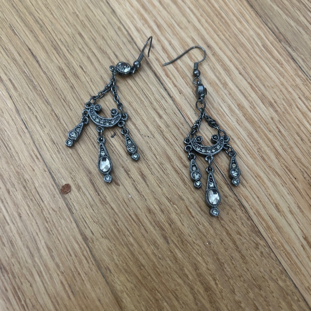 Dropping earrings - Picture 2 of 2